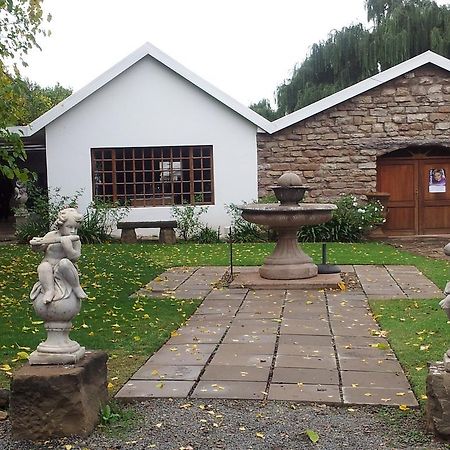 La Riviera Boutique Guesthouse & Spa Aliwal North Kültér fotó