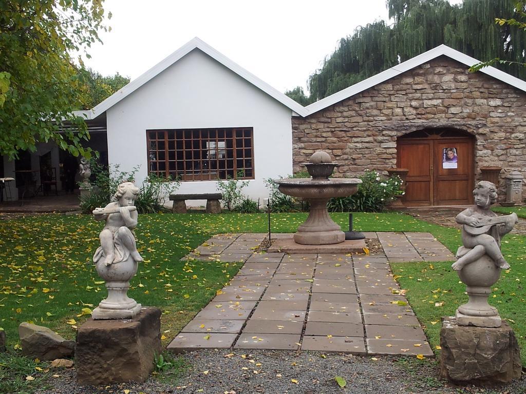 La Riviera Boutique Guesthouse & Spa Aliwal North Kültér fotó